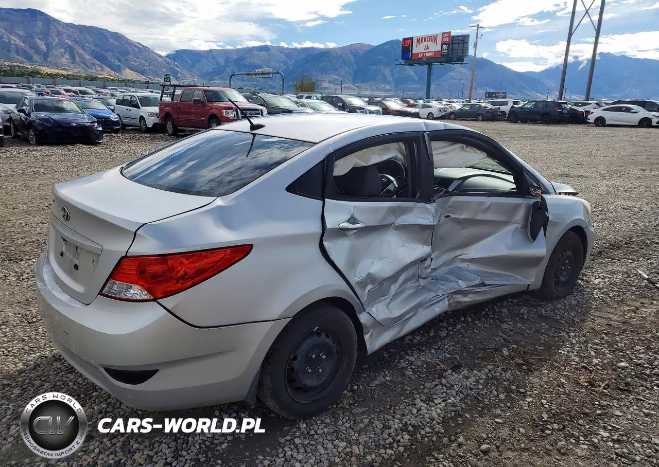 2012 Hyundai Accent Gls VIN:KMHCT4AE8CU116156 - 3