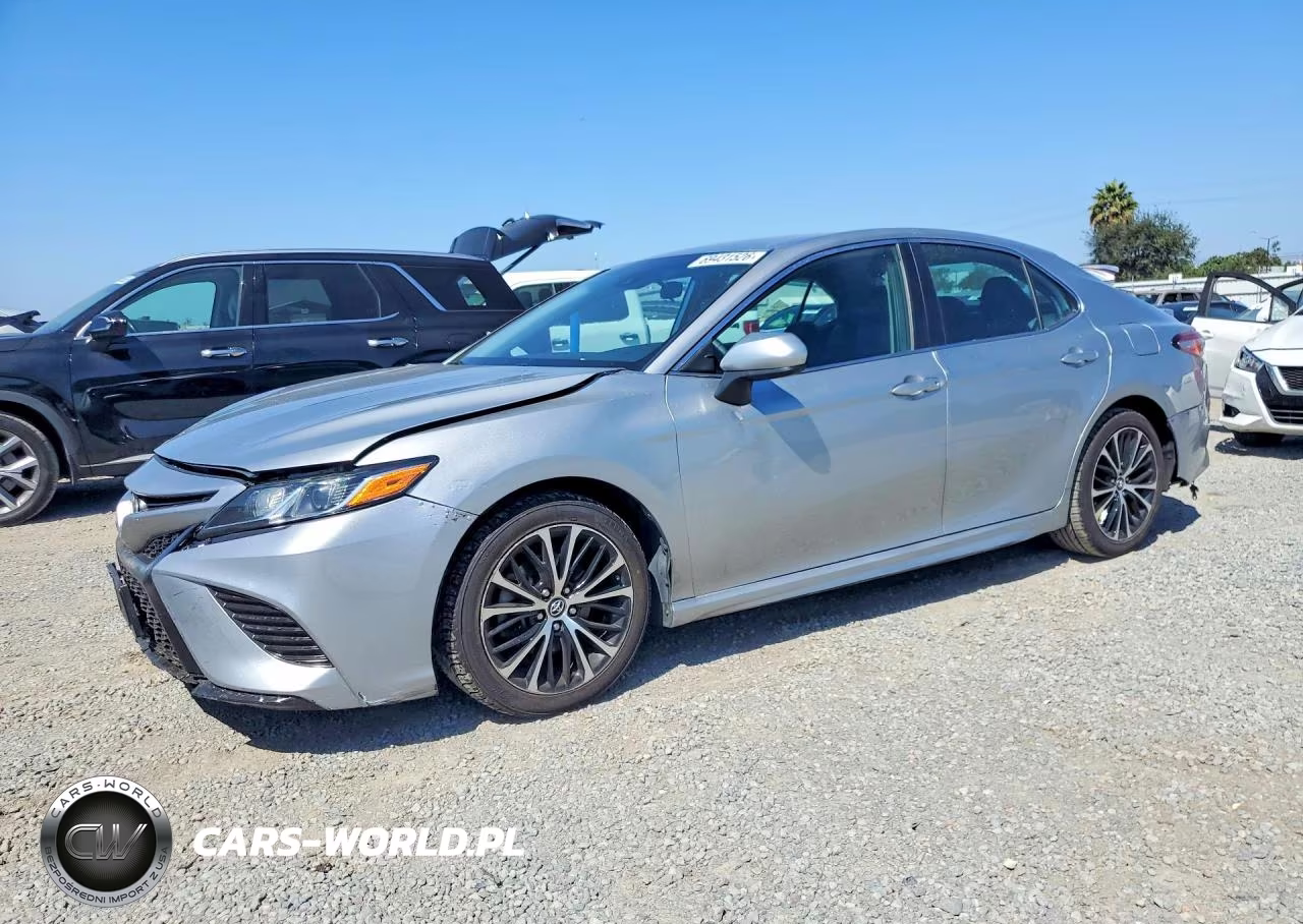 2019 Toyota Camry Se VIN:4T1B11HK9KU741837 - 1