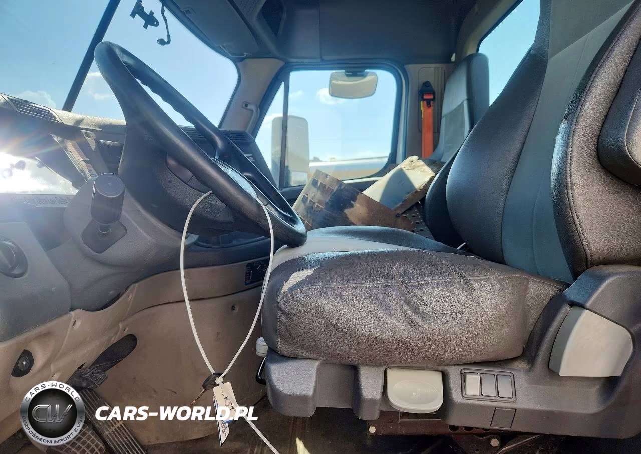 2019 Freightliner Cascadia 113 Semi Truck VIN:3AKJGBDV1KSKD0206 - 7