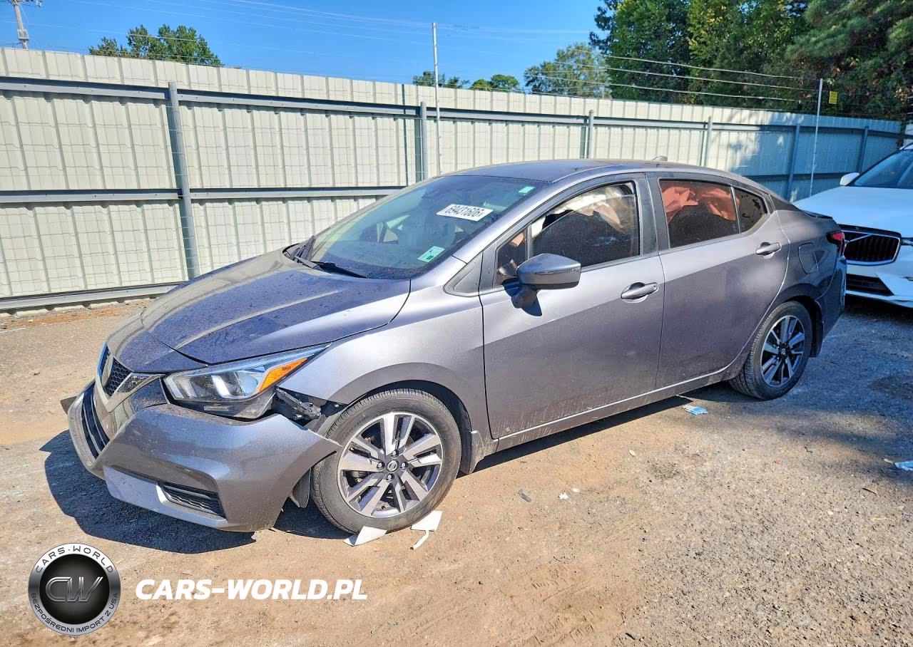 2020 Nissan Versa Sv