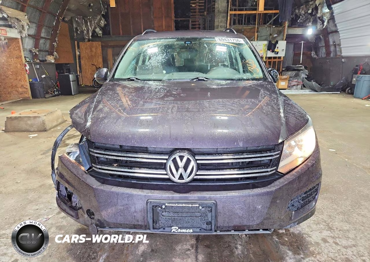 2016 Volkswagen Tiguan S VIN:WVGBV7AX1GW592381 - 5