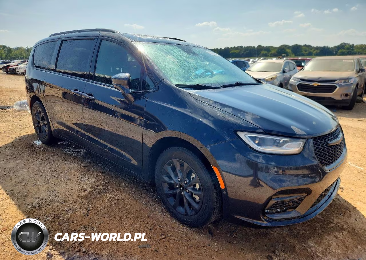 2021 Chrysler Pacifica Touring L VIN:2C4RC1BG7MR503356 - 4