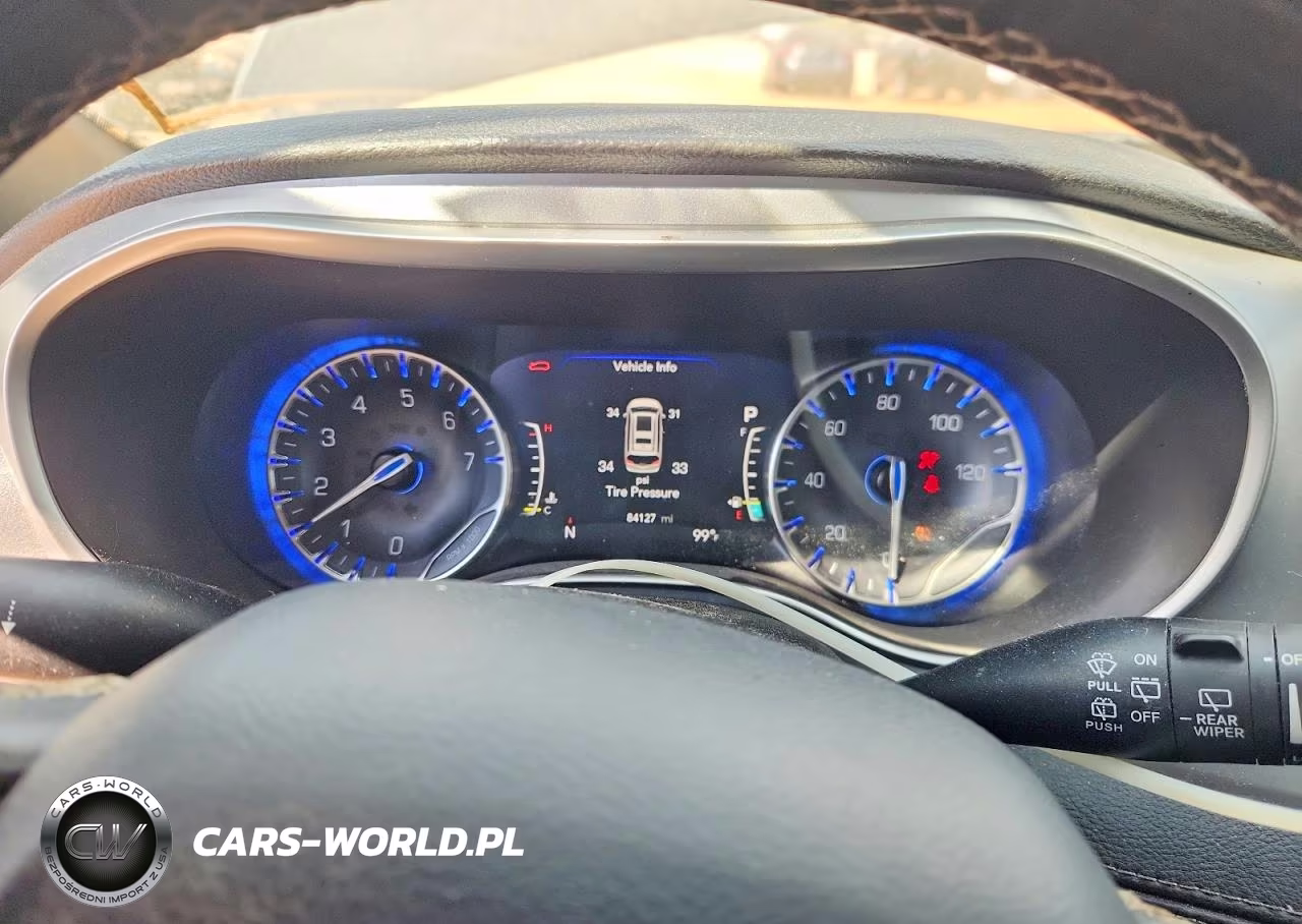 2021 Chrysler Pacifica Touring L VIN:2C4RC1BG7MR503356 - 9