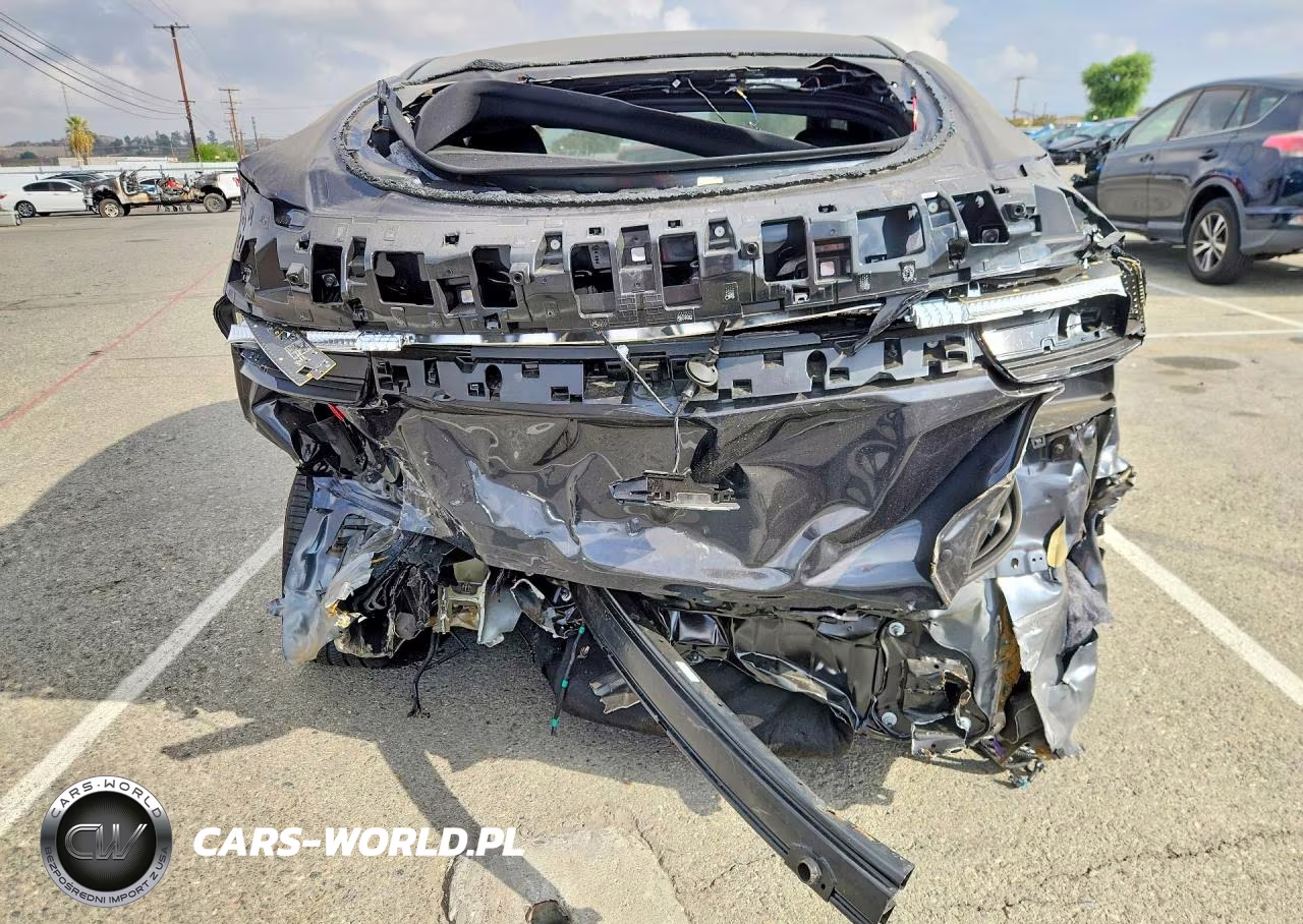 2026 Tesla Model Y VIN:7SAYGDED0TF621118 - 6