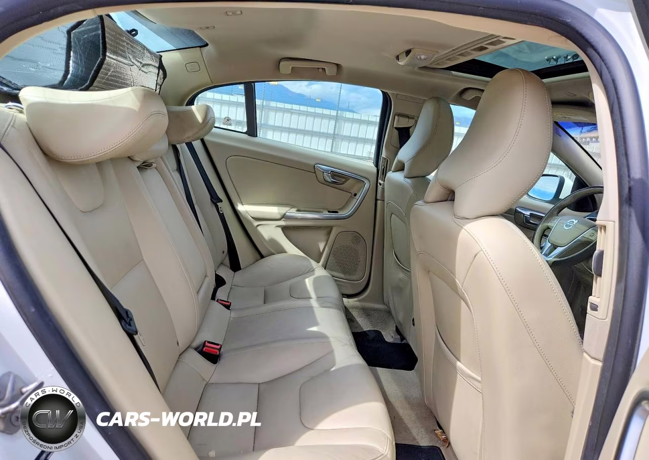 2016 Volvo S60 Premier VIN:YV126MFK5G2402337 - 10
