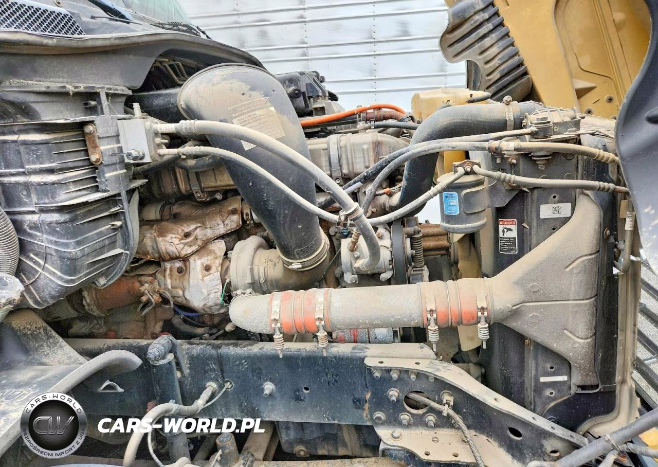 2016 Freightliner Cascadia 125 Semi Truck VIN:3AKJGLD52GSGU5362 - 11