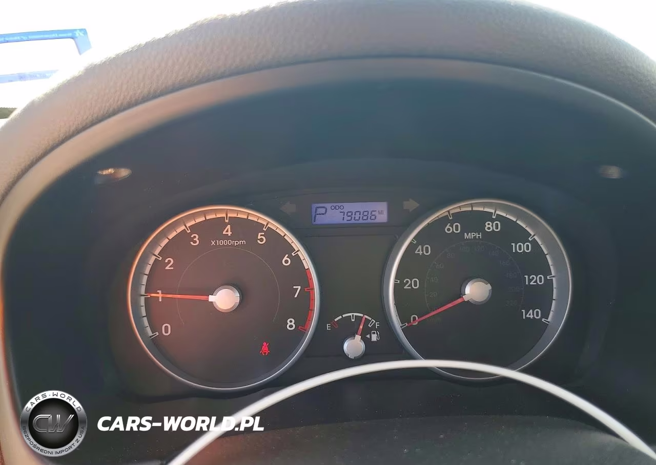 2011 Hyundai Accent Gs VIN:KMHCM3AC5BU201475 - 9