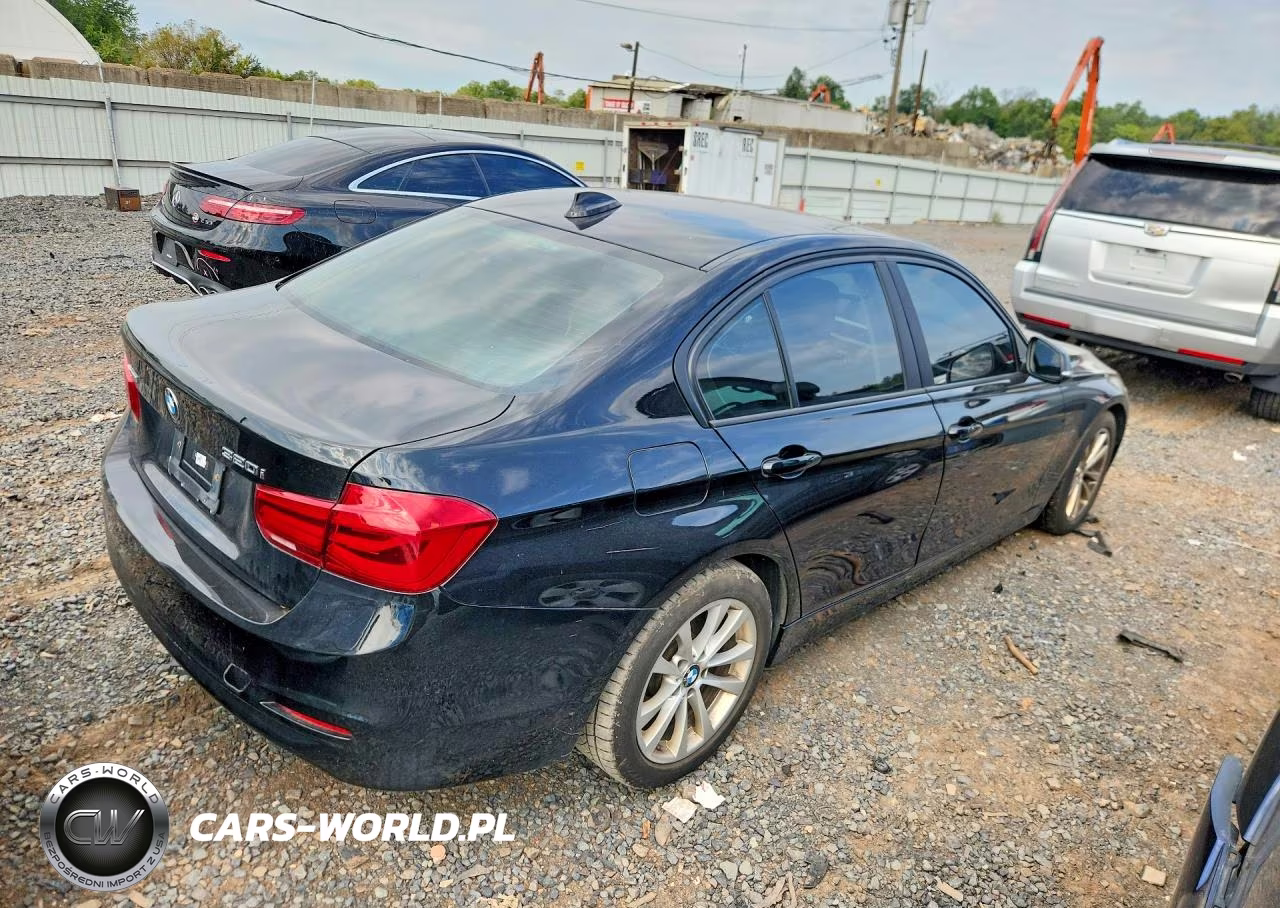 2018 BMW 320 Xi VIN:WBA8A3C57JA494942 - 3