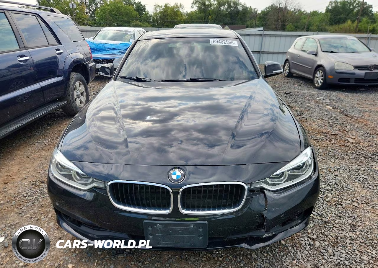 2018 BMW 320 Xi VIN:WBA8A3C57JA494942 - 5
