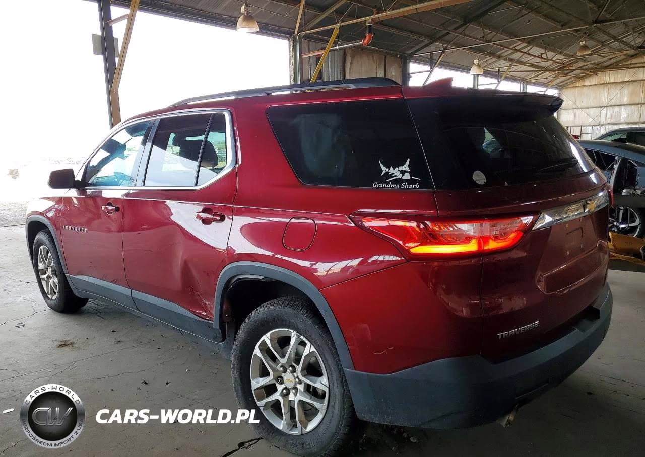 2019 Chevrolet Traverse Lt VIN:1GNERGKWXKJ126747 - 2