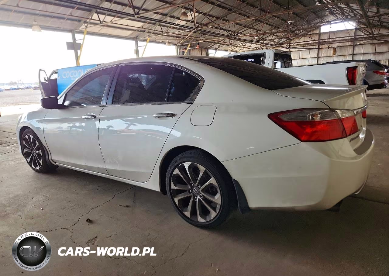 2015 Honda Accord Sport VIN:1HGCR2F58FA050294 - 2