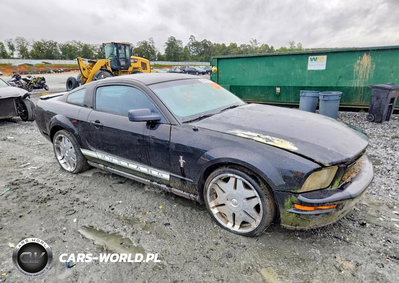 2007 Ford Mustang VIN:1ZVFT80NX75332405 - 4