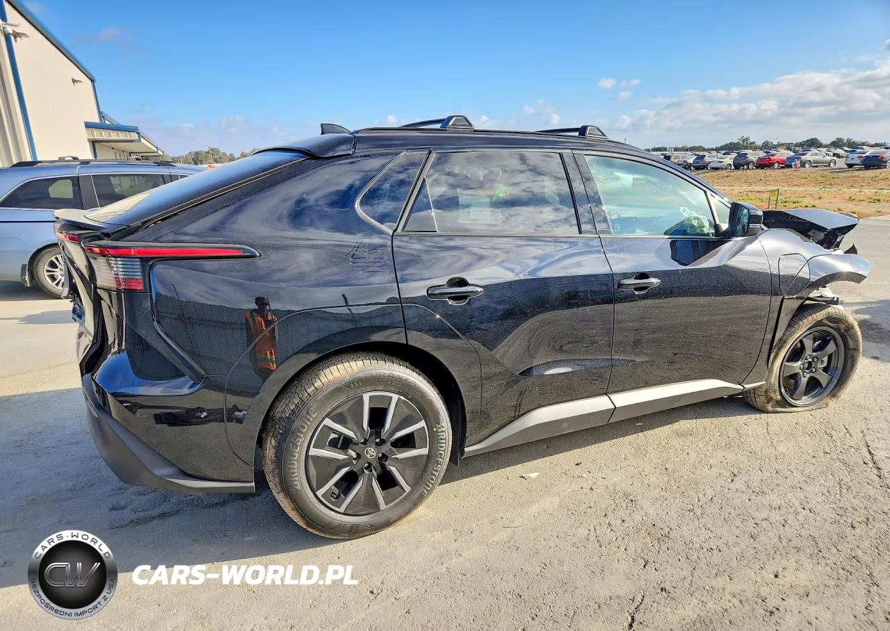 2026 Toyota Bz Xle Plus VIN:JTMBCAEB7TA012306 - 3