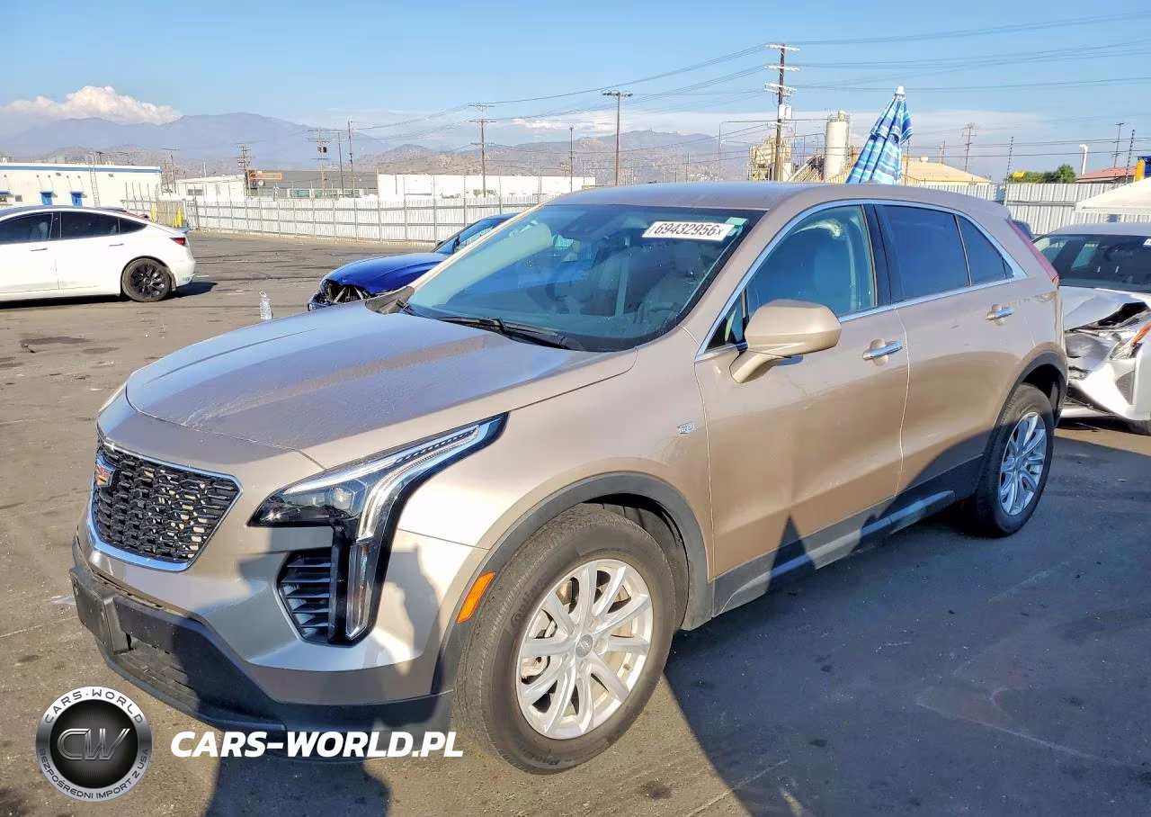 2023 Cadillac Xt4 Luxury VIN:1GYAZAR48PF108650 - 1