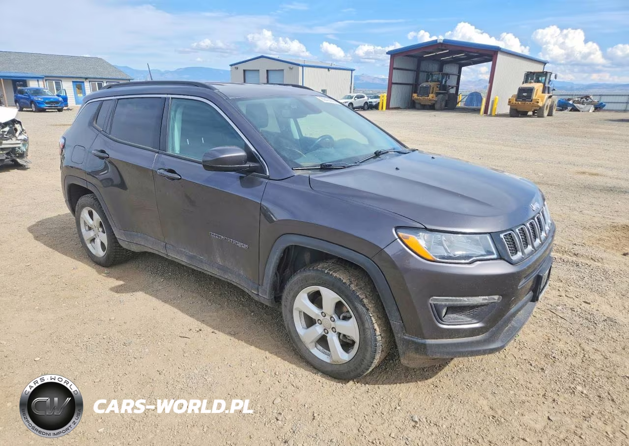 2020 Jeep Compass Latitude VIN:3C4NJDBB2LT137683 - 4