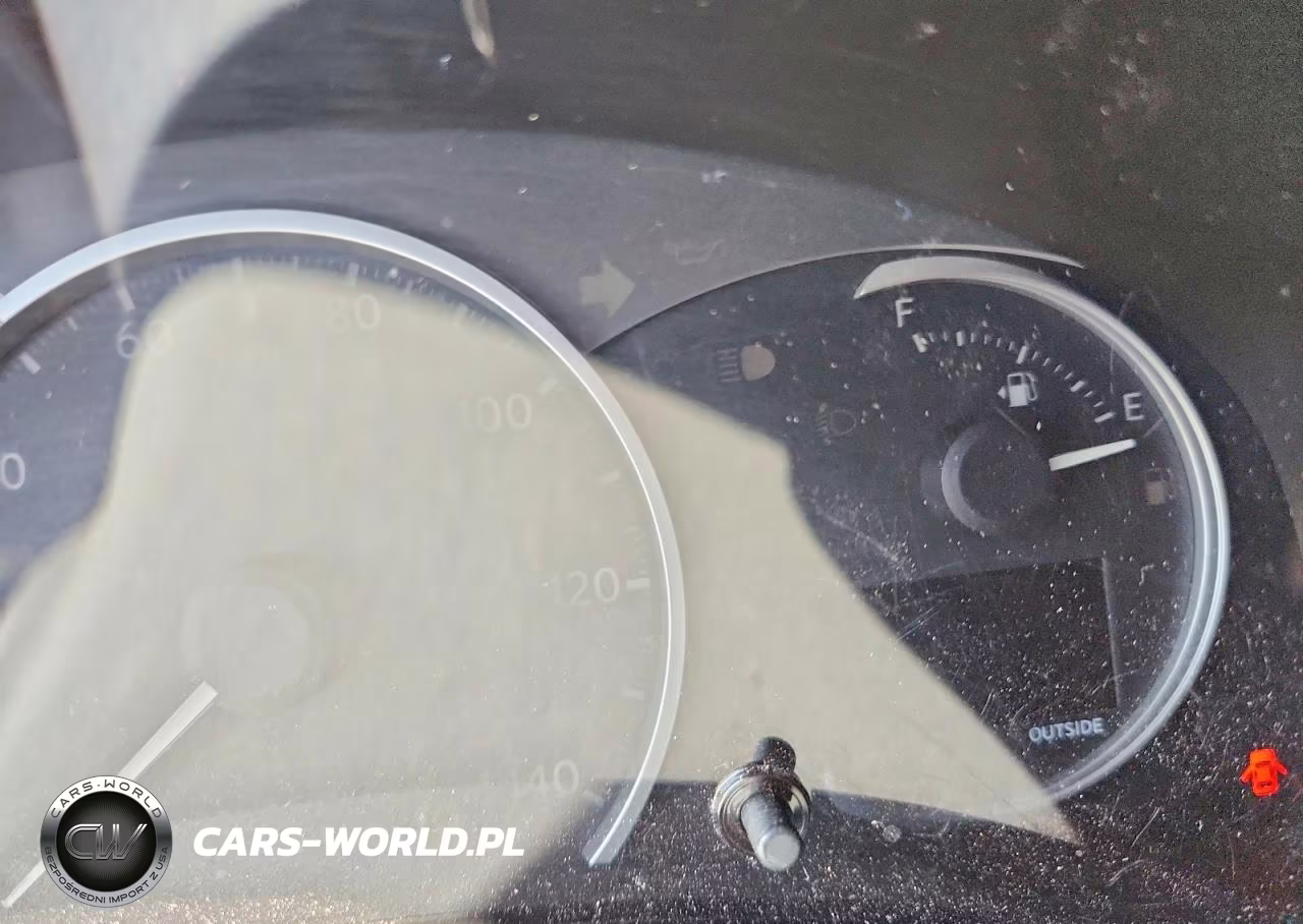 2011 Lexus Ct 200 VIN:JTHKD5BHXB2045319 - 9