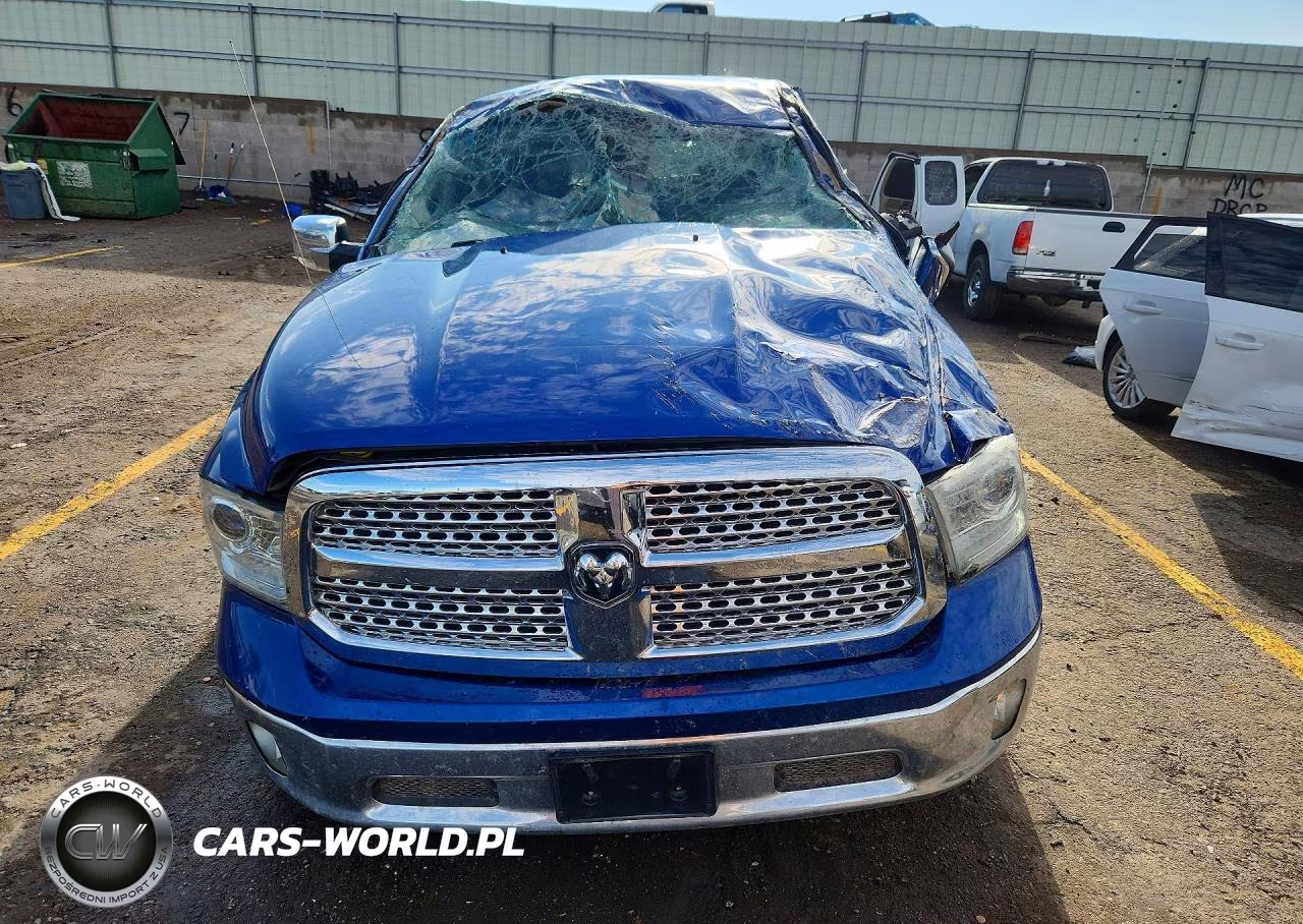 2016 Ram 1500 Laramie VIN:1C6RR7NT2GS115102 - 5