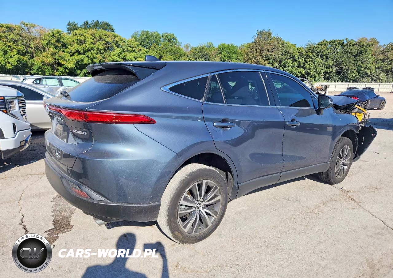 2022 Toyota Venza Le VIN:JTEAAAAH6NJ110186 - 3