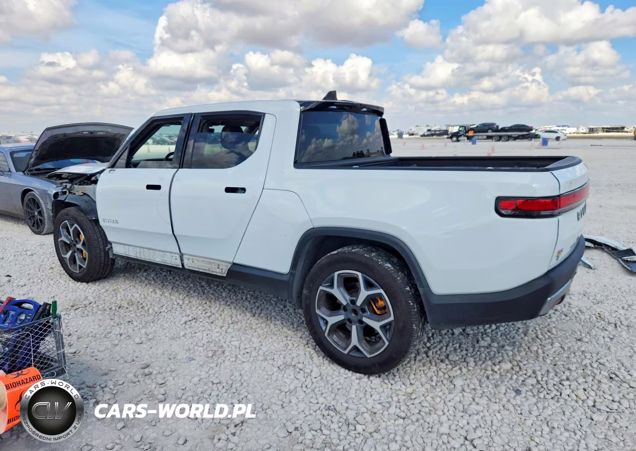 2022 Rivian R1T Adventure VIN:7FCTGAAA3NN013741 - 2