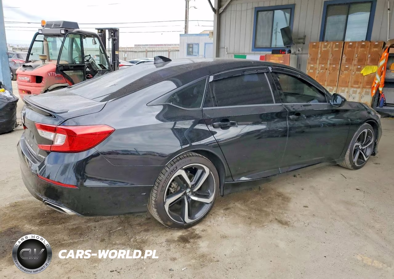 2018 Honda Accord Sport VIN:1HGCV1F39JA183997 - 3