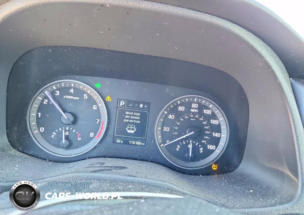 2016 Hyundai Tucson Se VIN:KM8J3CA46GU239954 - 9