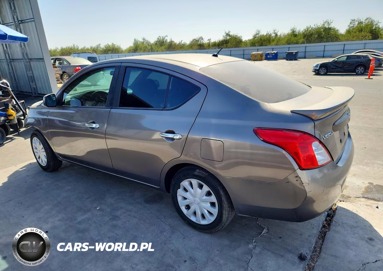 2013 Nissan Versa 1.6 S VIN:3N1CN7AP2DL844586 - 2