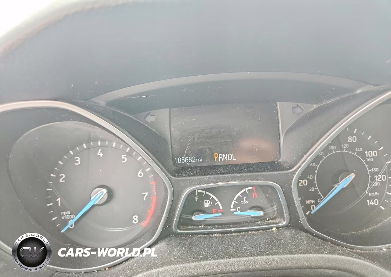 2015 Ford Focus Se VIN:1FADP3K25FL317945 - 9