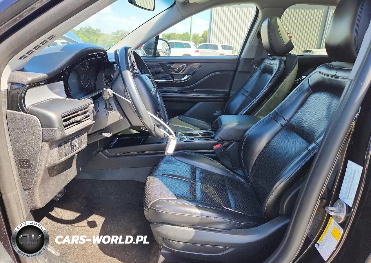 2021 Lincoln Corsair Standard VIN:5LMCJ1D98MUL08372 - 7