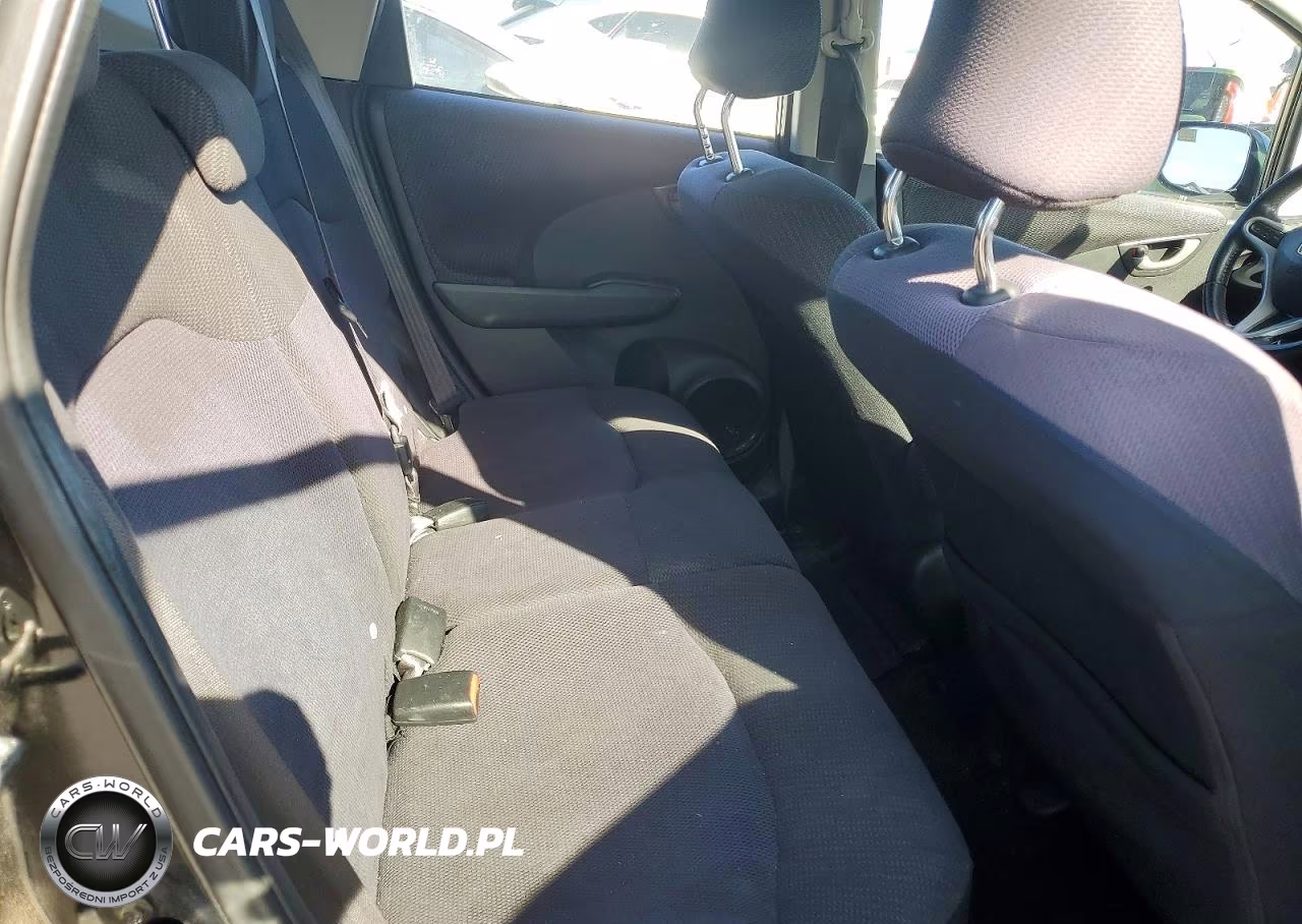 2012 Honda Fit Sport VIN:JHMGE8H54CC012068 - 10