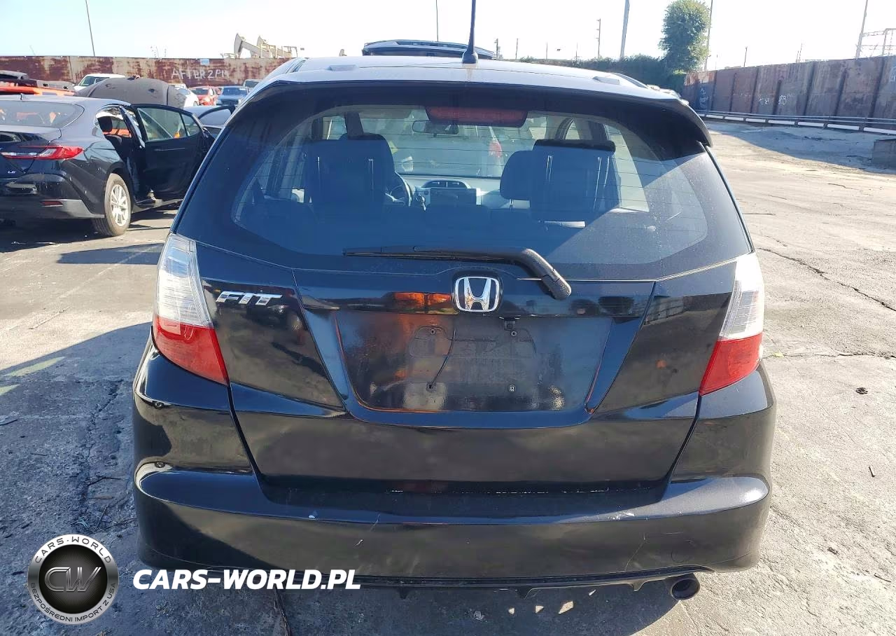 2012 Honda Fit Sport VIN:JHMGE8H54CC012068 - 6