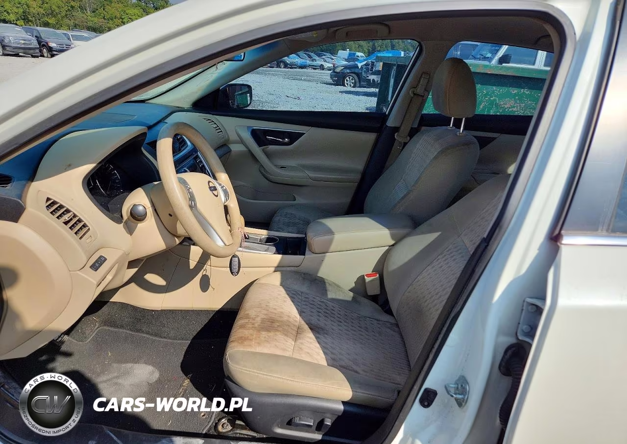 2017 Nissan Altima 2.5 S VIN:1N4AL3AP1HC110421 - 7