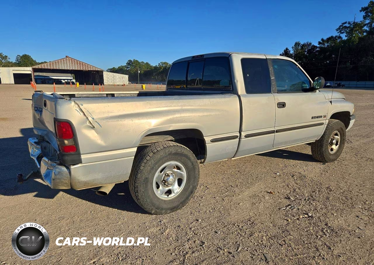 1999 Dodge Ram 1500 VIN:3B7HC12Y7XG216906 - 3