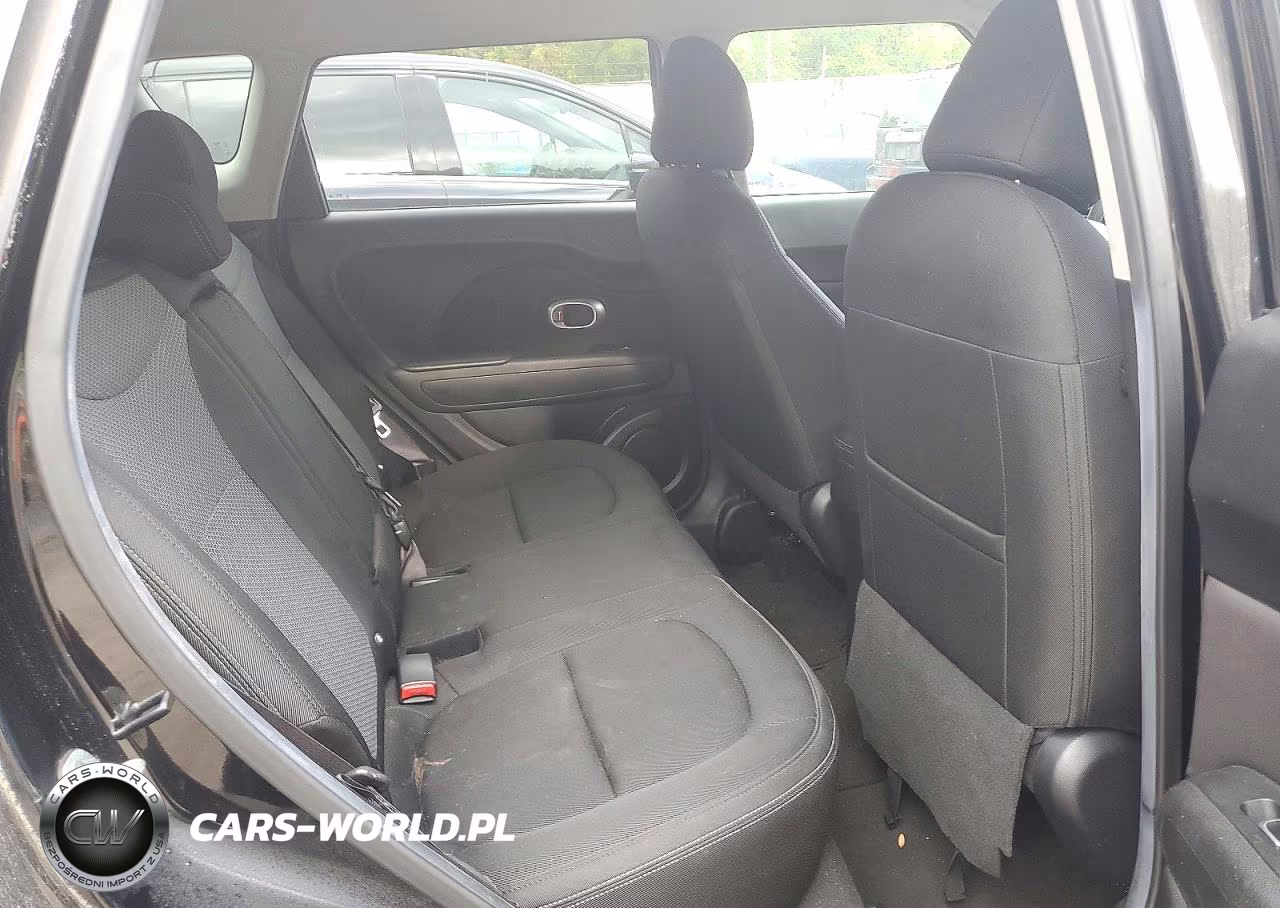 2017 Kia Soul + VIN:KNDJP3A51H7437424 - 10