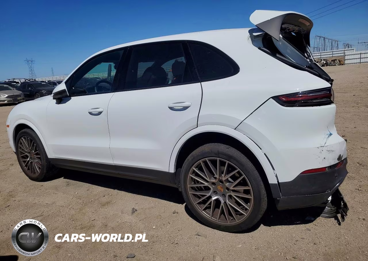 2023 Porsche Cayenne Platinum Edition VIN:WP1AA2AY1PDA09292 - 2