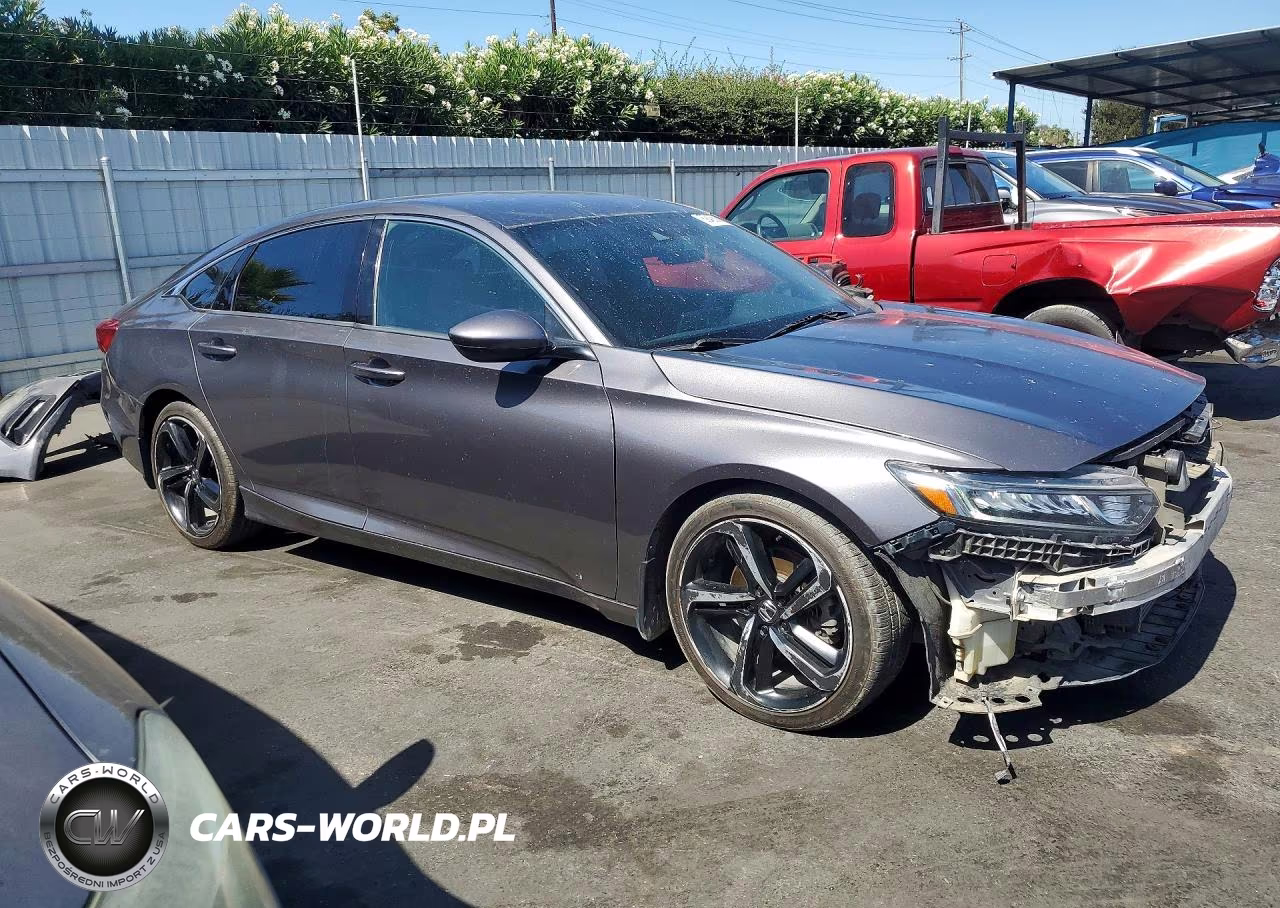 2018 Honda Accord Sport VIN:1HGCV1F32JA228228 - 4