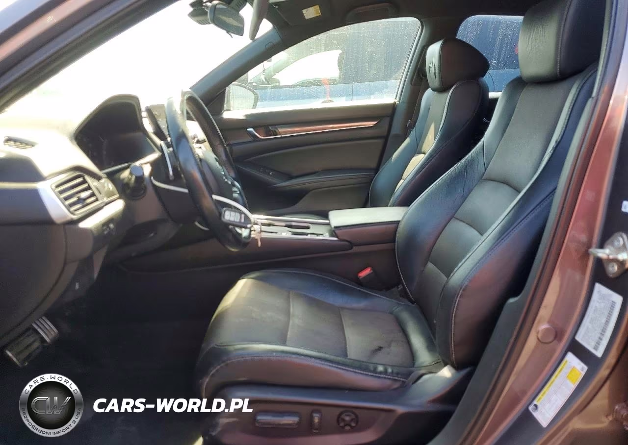 2018 Honda Accord Sport VIN:1HGCV1F32JA228228 - 7