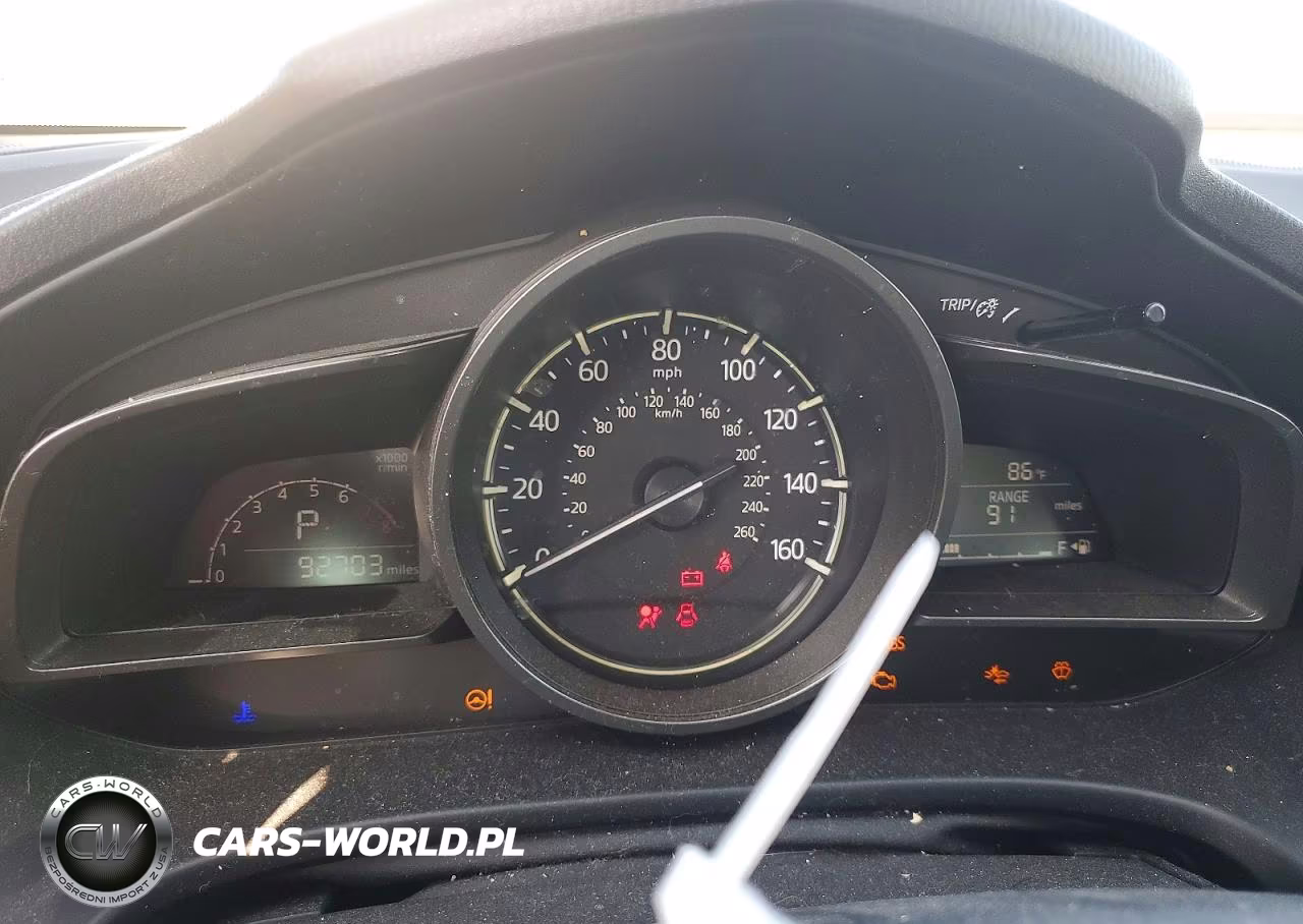 2018 Mazda 3 Sport VIN:3MZBN1U74JM192056 - 9