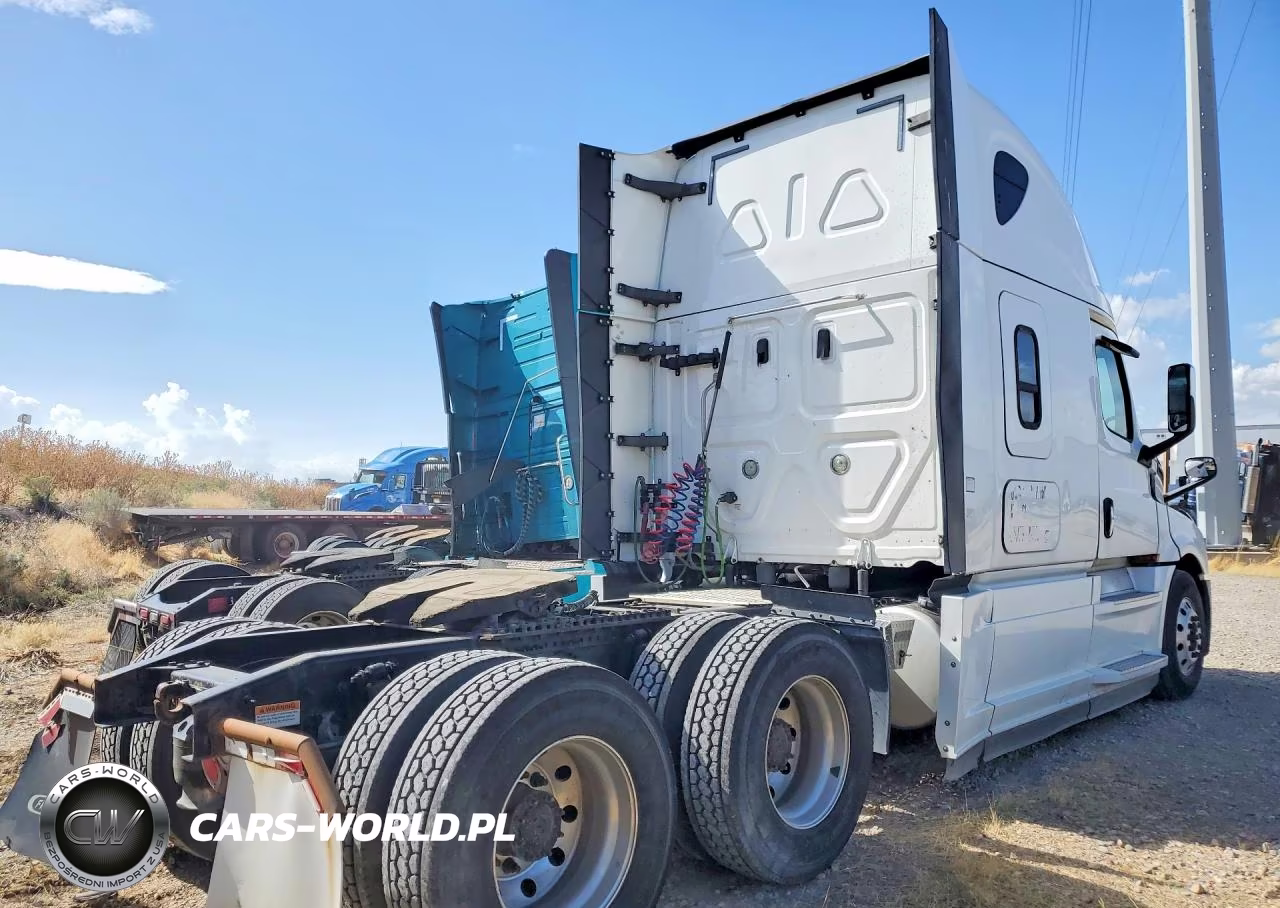 2019 Freightliner Cascadia 126 Semi Truck VIN:3AKJHHDR2KSKL4272 - 3