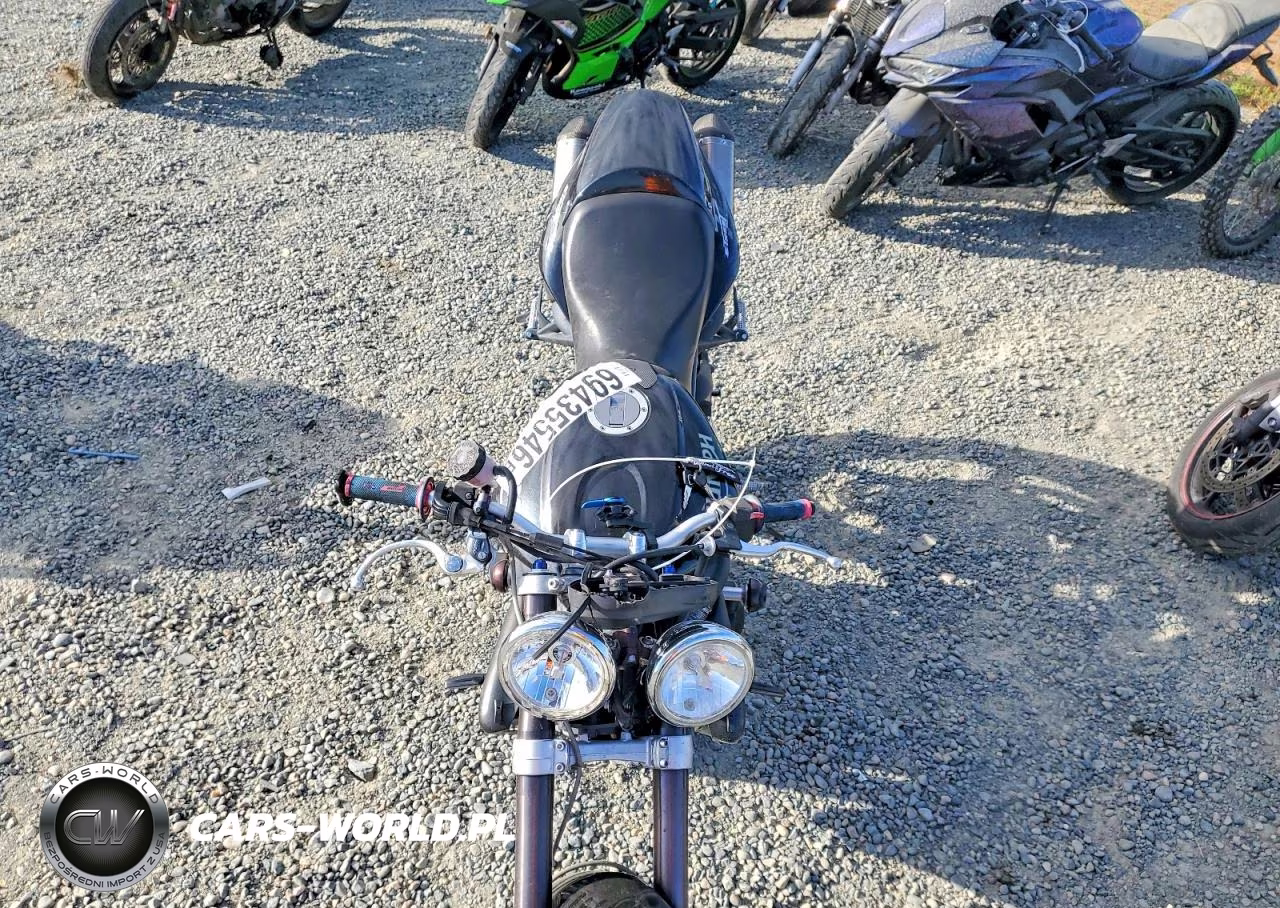2011 Triumph Motorcycle Street Triple R VIN:SMTD02NE8BJ457963 - 5