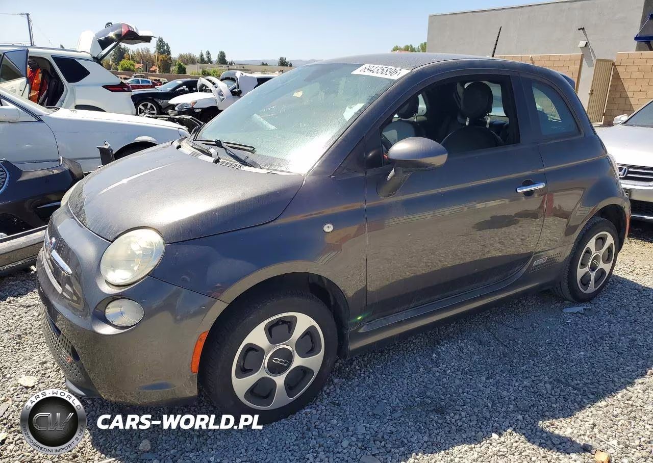 2015 Fiat 500 Electric VIN:3C3CFFGE2FT749771 - 1