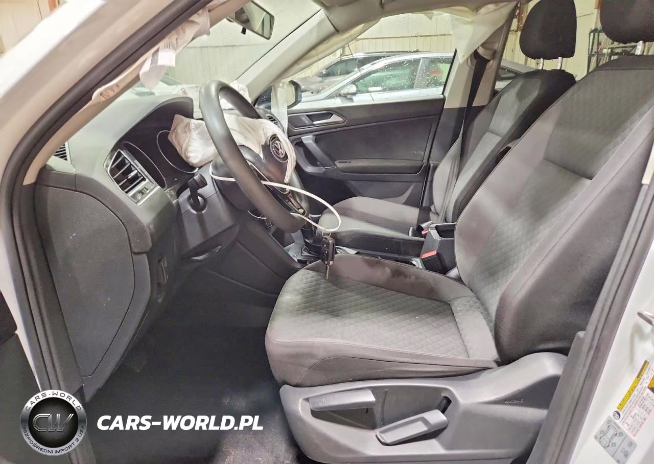 2018 Volkswagen Tiguan S VIN:3VV0B7AX0JM028251 - 7