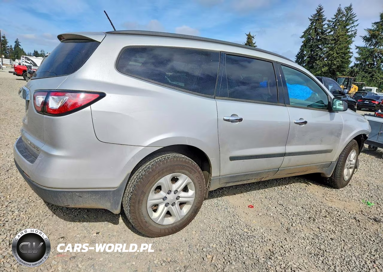 2014 Chevrolet Traverse Ls VIN:1GNKVFKD1EJ287399 - 3