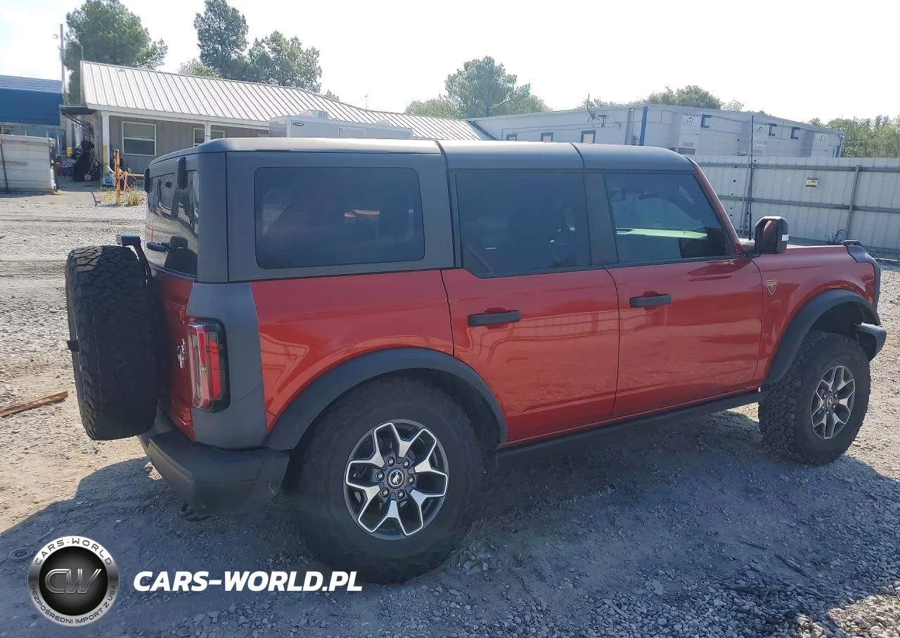 2023 Ford Bronco Base VIN:1FMEE5DP0PLB44180 - 3