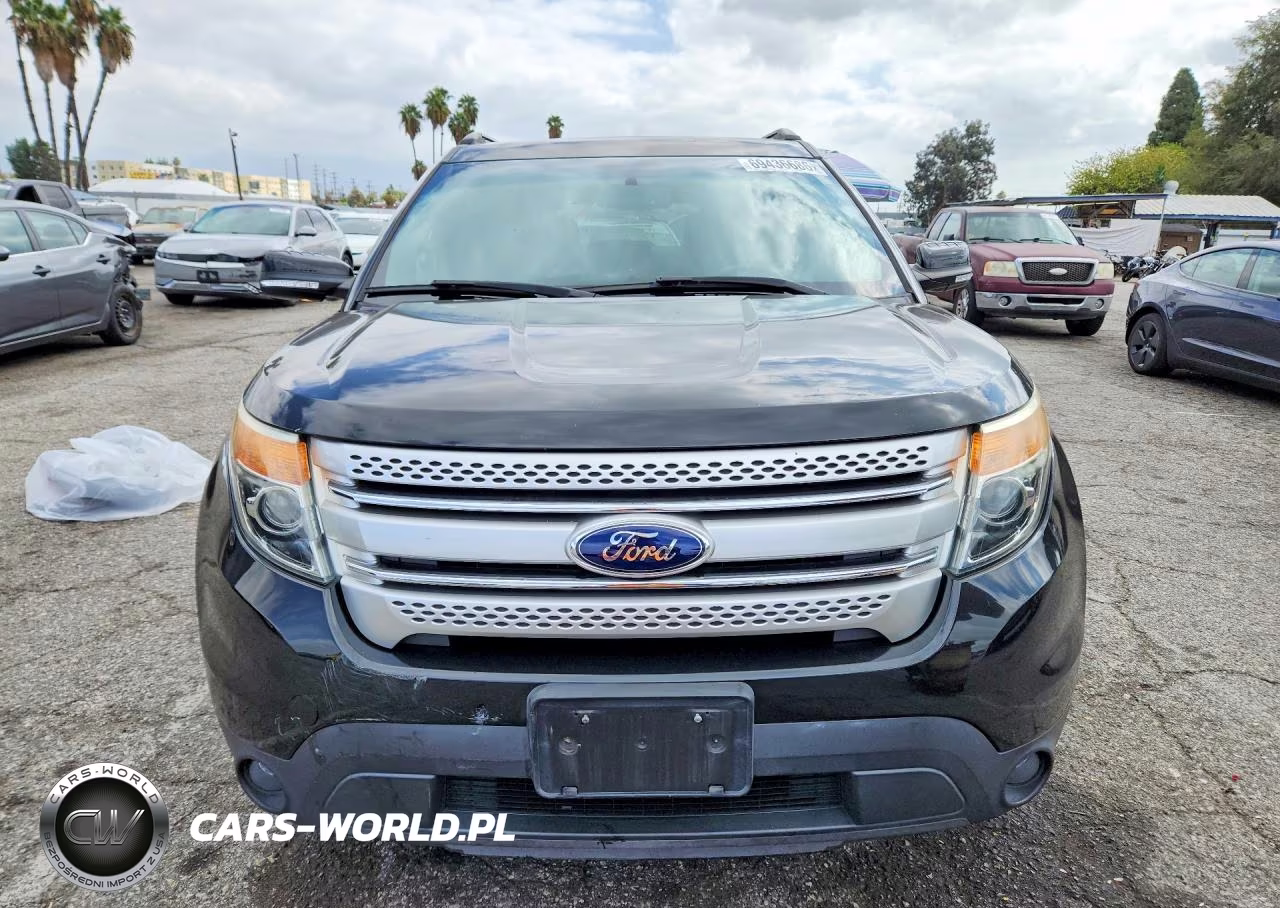 2014 Ford Explorer Xlt VIN:1FM5K7D8XEGA54733 - 5