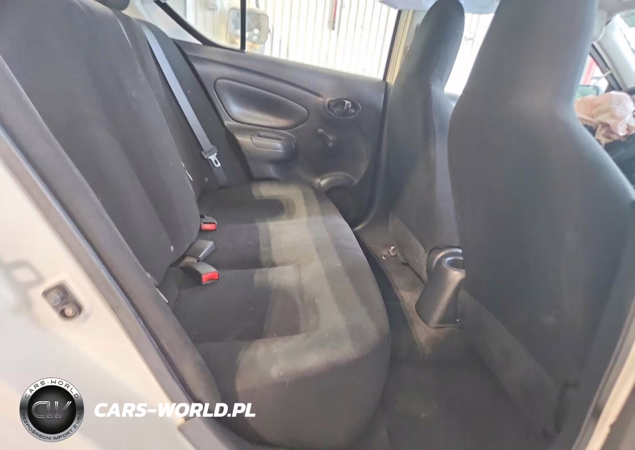 2012 Nissan Versa 1.6 S VIN:3N1CN7AP1CL861670 - 10