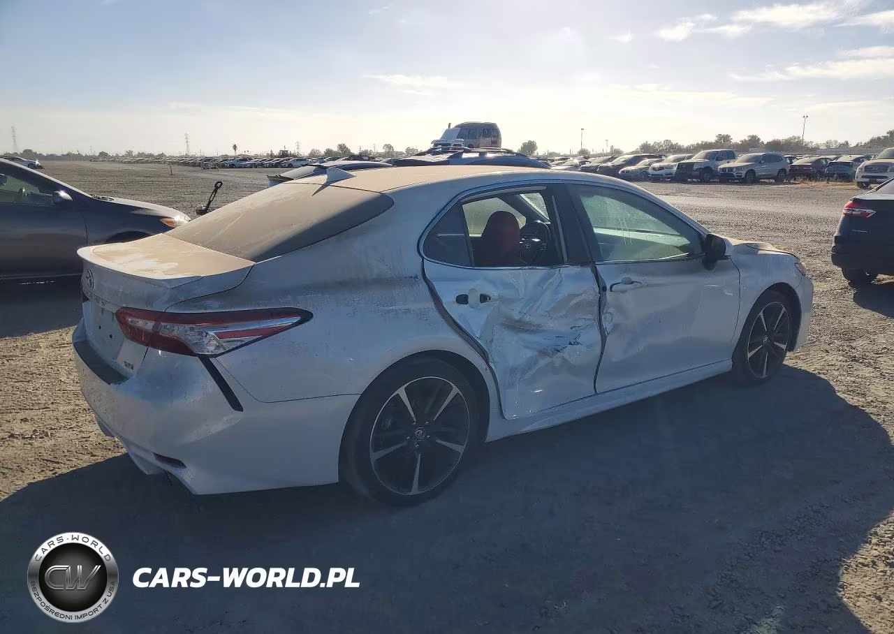 2020 Toyota Camry Xse VIN:4T1K61AK6LU964818 - 3
