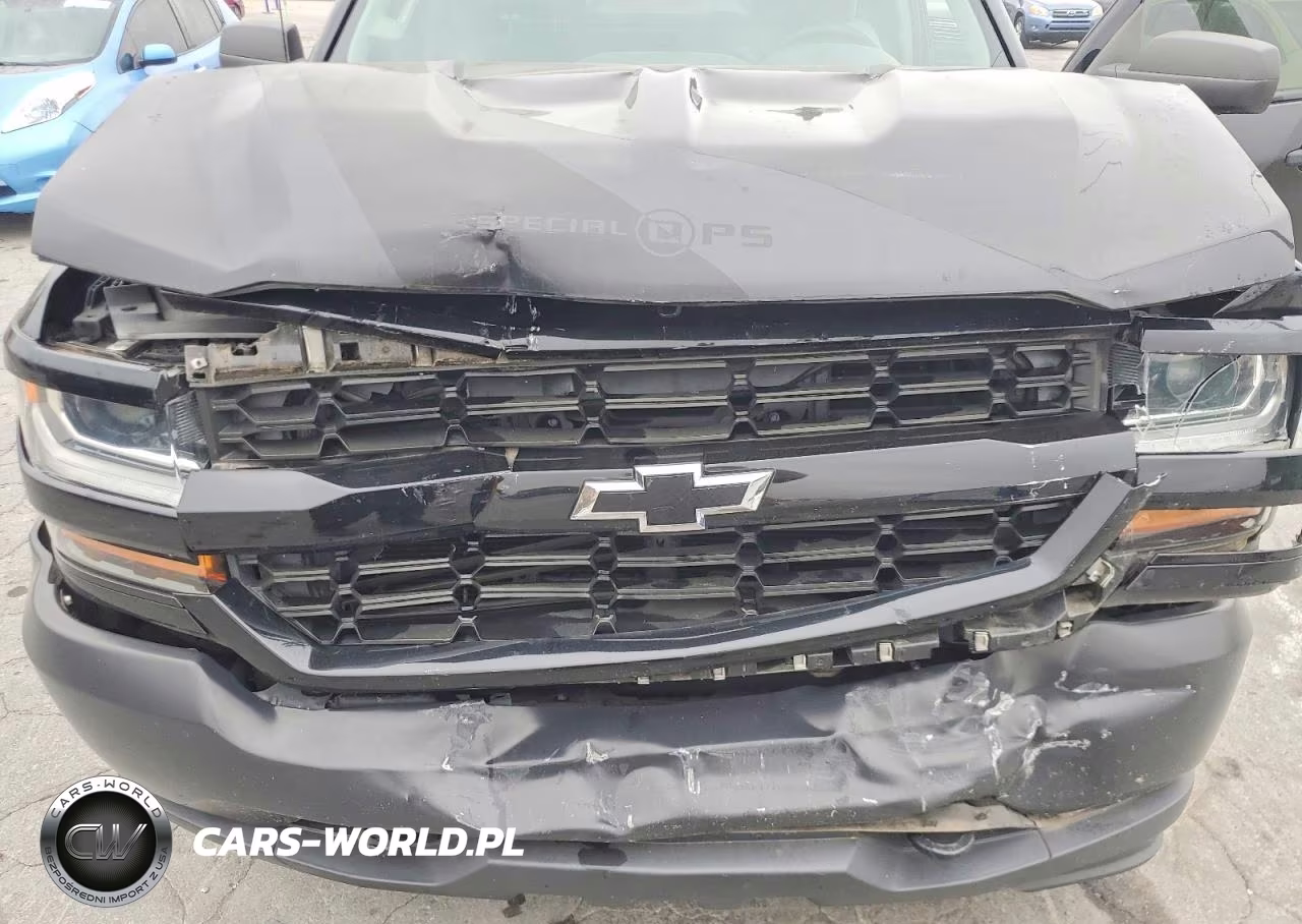 2017 Chevrolet Silverado K1500 VIN:1GCVKNEC1HZ303814 - 11