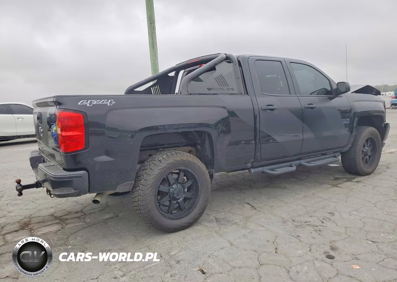 2017 Chevrolet Silverado K1500 VIN:1GCVKNEC1HZ303814 - 3