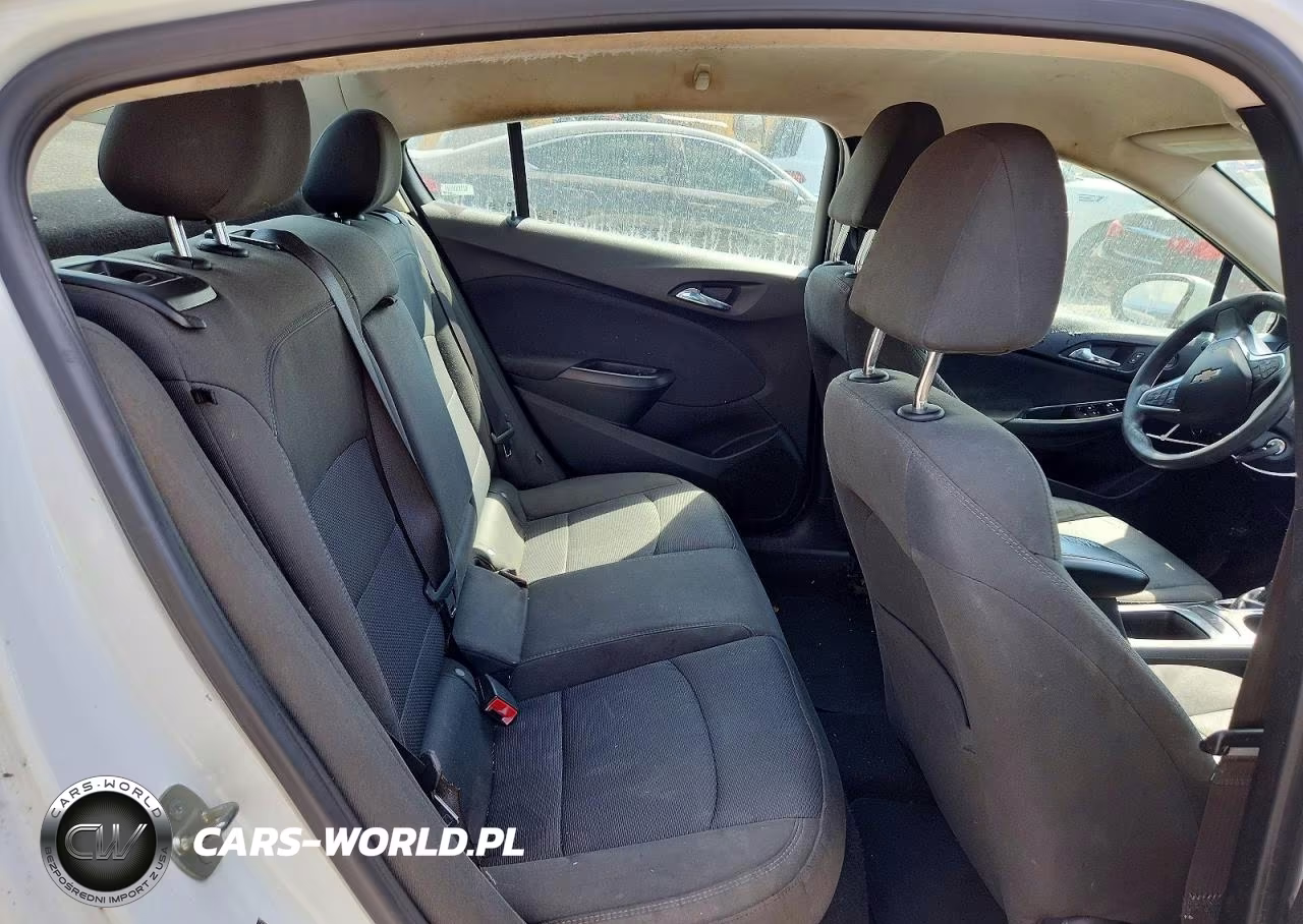 2018 Chevrolet Cruze Lt VIN:1G1BE5SM2J7169350 - 10