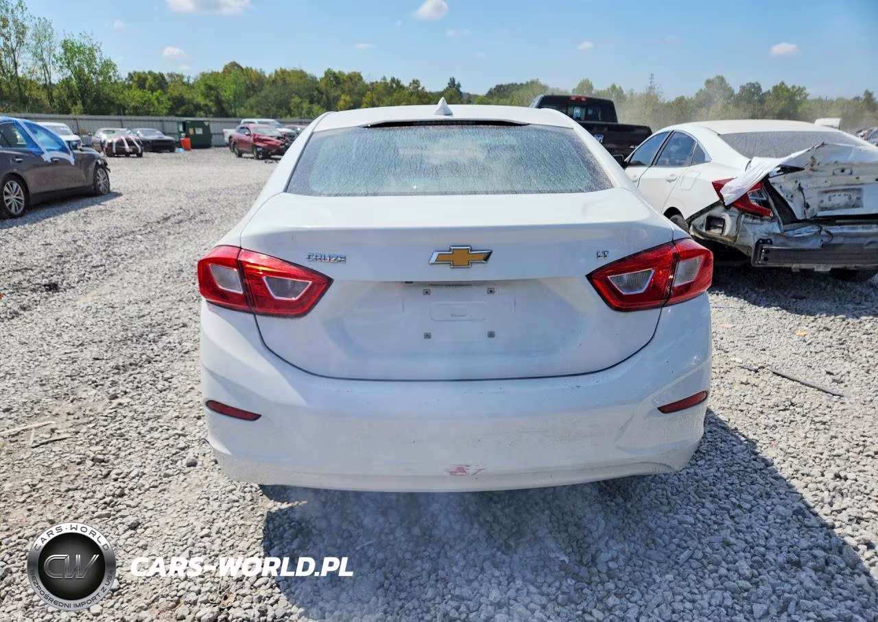 2018 Chevrolet Cruze Lt VIN:1G1BE5SM2J7169350 - 6
